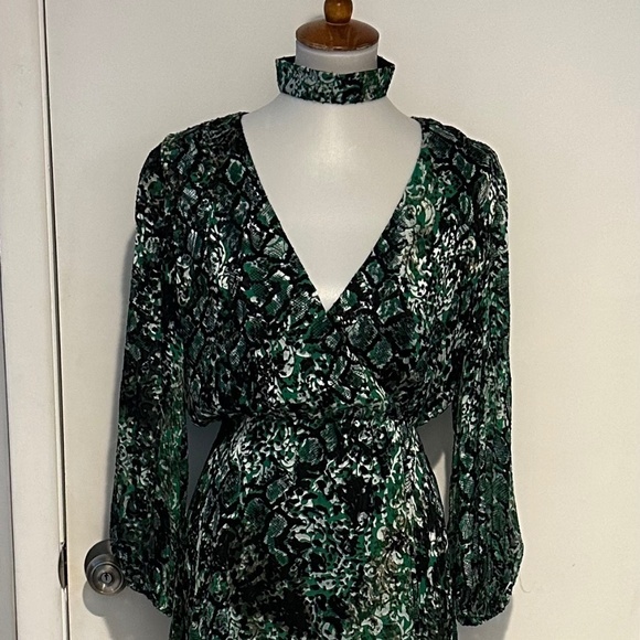 Alice + Olivia Printed Wrap Dress - Size‎ 6 - NEW With Tags. - Picture 1 of 16